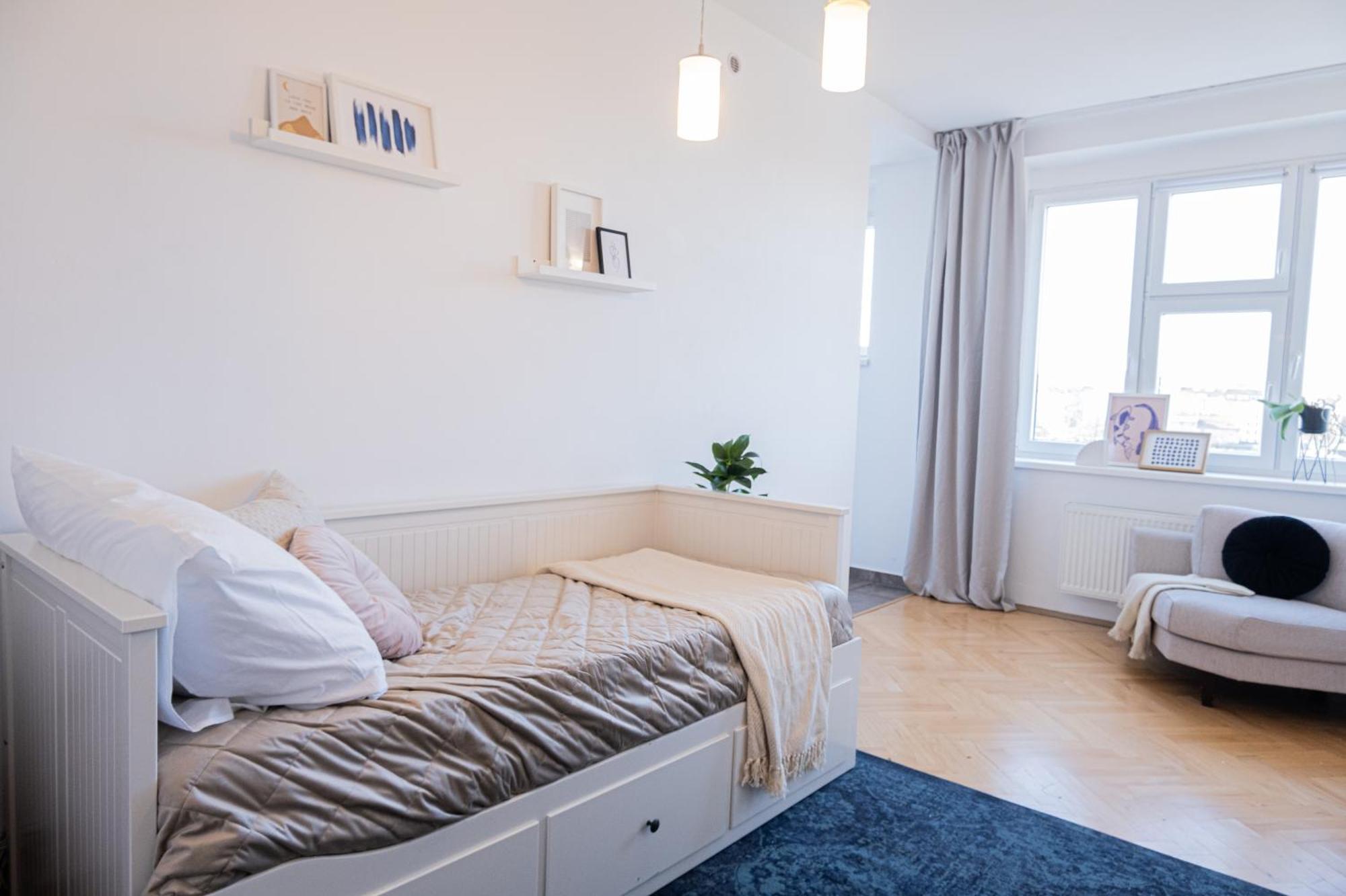 Trendy Holesovice Market 1 Bedroom Appartement *